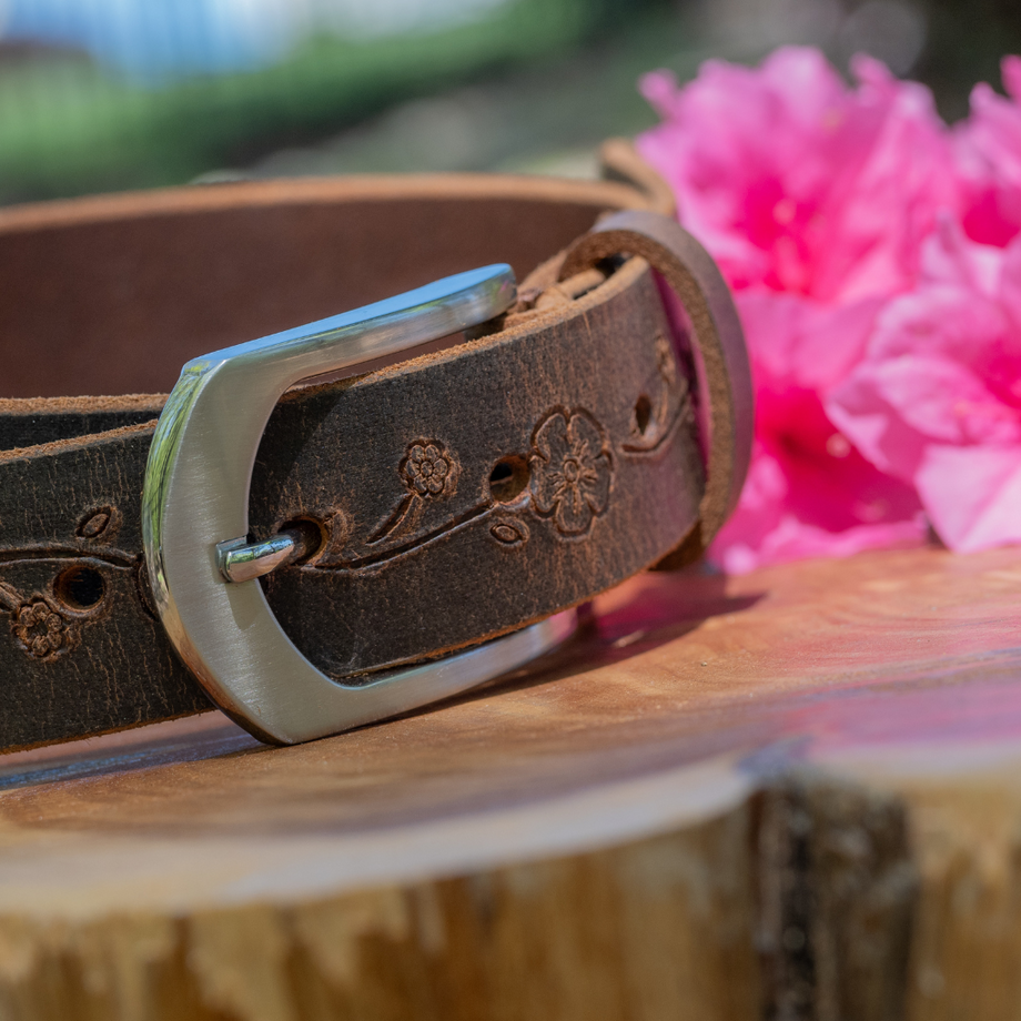 2024 Women’s Floral Tooled Leather Belt With Daisies