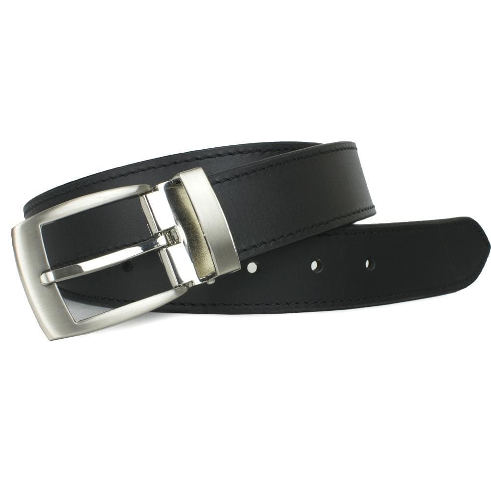 Black Balsam Knob Belt. Decorative stitched edges for classic professional style; single pin buckle.